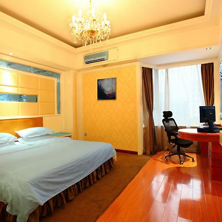 Bluesky Hotel Guangzhou Dış mekan fotoğraf