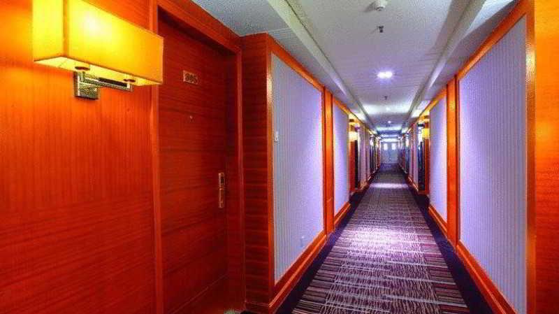 Bluesky Hotel Guangzhou Dış mekan fotoğraf