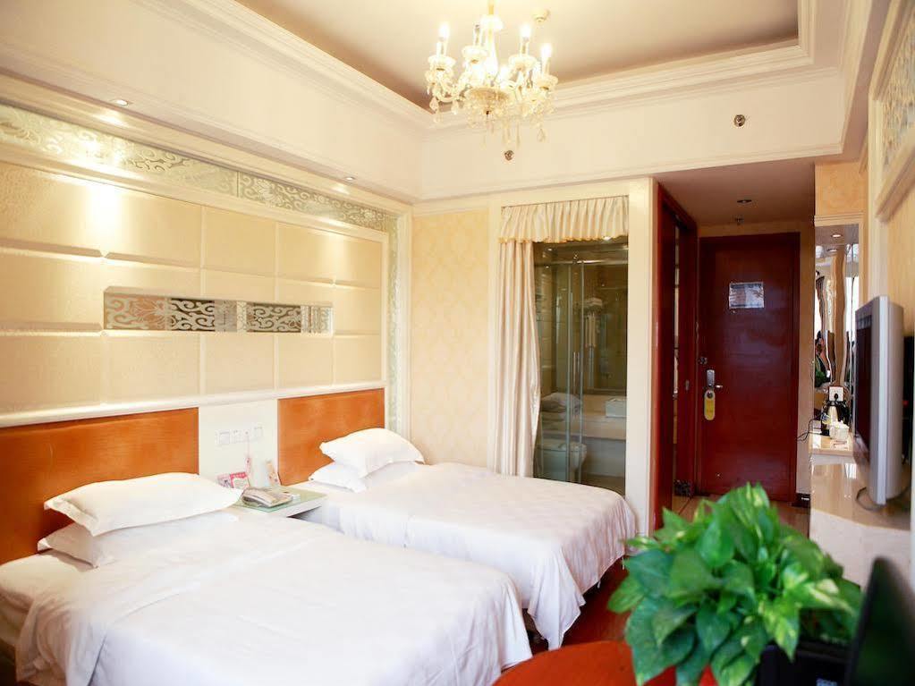 Bluesky Hotel Guangzhou Dış mekan fotoğraf